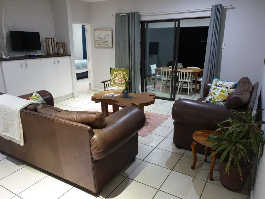 5 Bedroom Property for Sale in Summerpride Eastern Cape